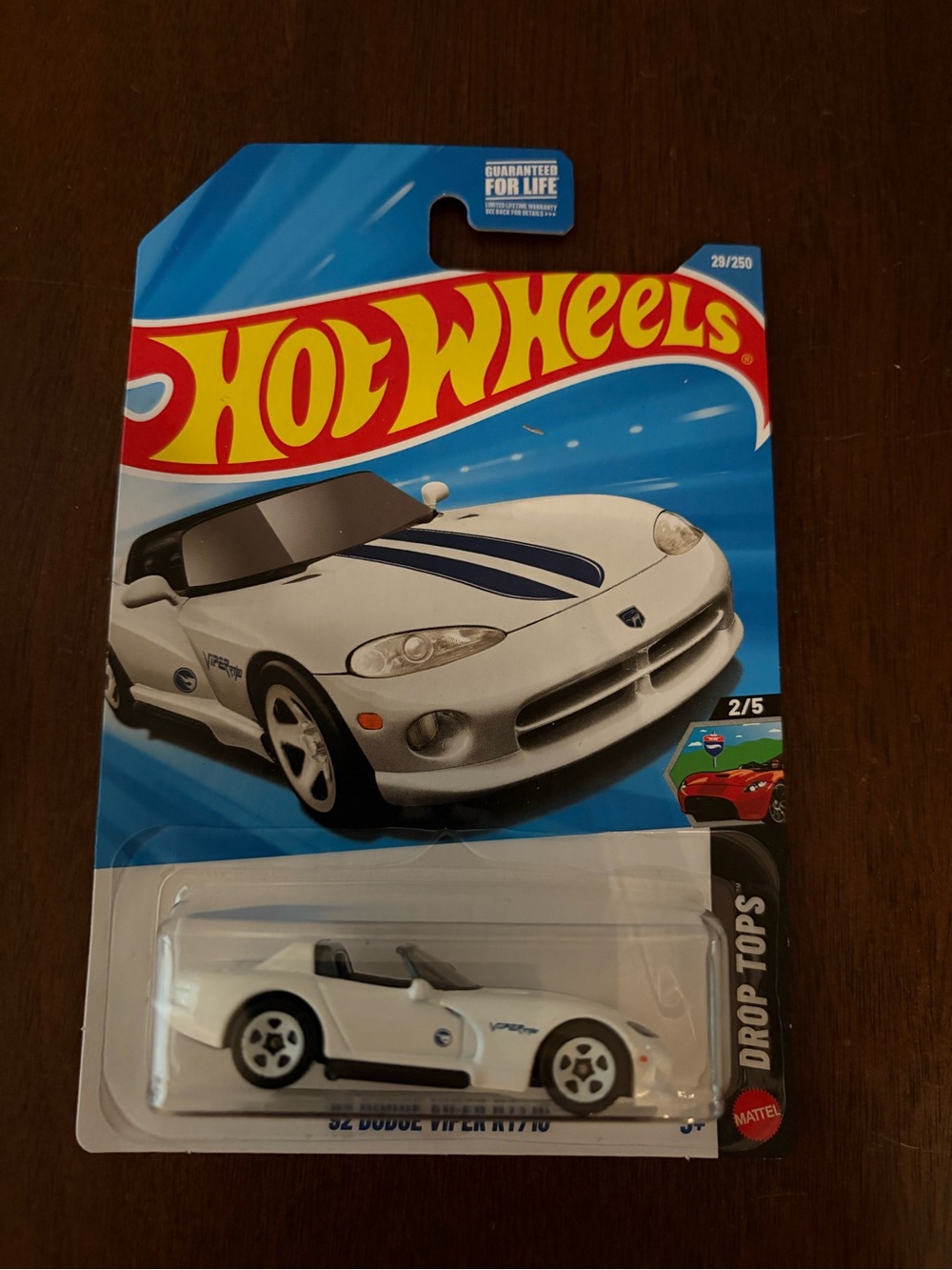 Hot Wheels White '02 Dodge Viper RT/10  Treasure Hunt